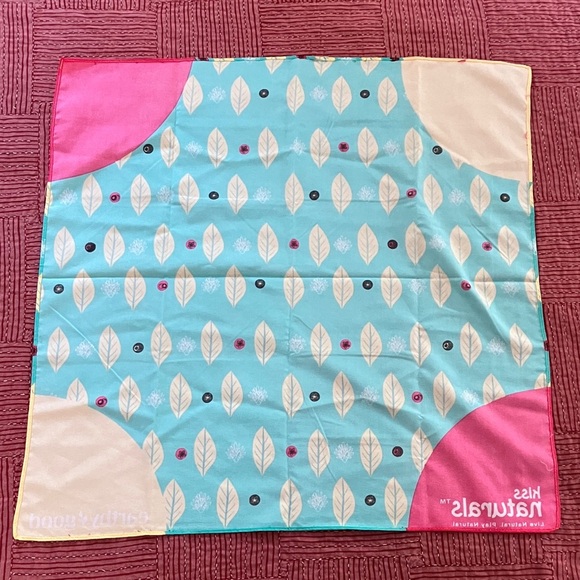 New turquoise Pink yellow Leaf Pattern Scarf - Picture 8 of 9